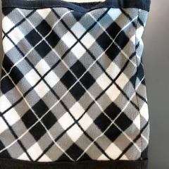 Arropa - Sjaal, gisa salatu by Regio Limburg - Leuven iLost erabiliz