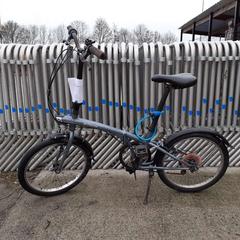 الدراجة B-Twin blauw، كما تم الإبلاغ عنه بواسطة Fietsdepot عبر iLost