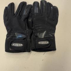 手袋 がiLostで Het Amsterdamse Winterparadijs によって報告されました