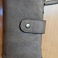 Billetera, ha sido reportado por Gemeente Zutphen con iLost