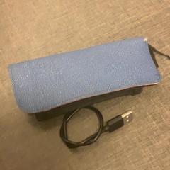 Kabel- & Fodral, rapporterat av MEININGER Hotel Brussels City Center med iLost