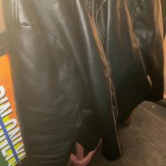 Kurtka black leather, zgłoszono przez Club Nyx/Exit Café przy użyciu iLost