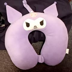 Neckband, segons ha informat Mövenpick Hotel Amsterdam City Centre mitjançant iLost