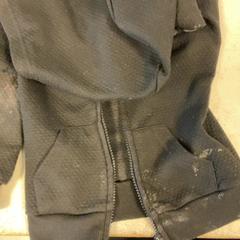 Kamizelka, zgłoszono przez Artis przy użyciu iLost