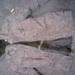 ジャケット がiLostで SnowWorld Landgraaf によって報告されました