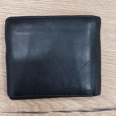 Lommebok - Janik, som rapportert av Regio Antwerpen - Brussel ved bruk av iLost