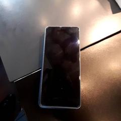 핸드폰 redmi, iLost를 사용하여 Campus Den Haag에 보고됨