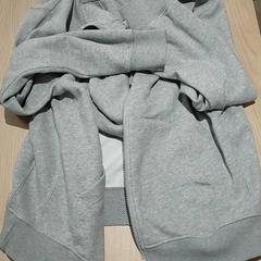 Clothing - vest, as reported by Centraal magazijn using iLost