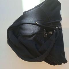 Jersei sweater, segons ha informat TU/e - Receptie Flux mitjançant iLost