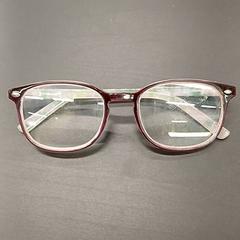 眼鏡 がiLostで IKEA Marseille - Vitrolles によって報告されました