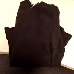 T shirt, zgłoszono przez Mövenpick Hotel Amsterdam City Centre przy użyciu iLost