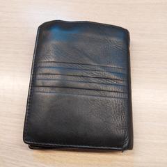 Billetera - Isa, ha sido reportado por Centraal magazijn con iLost