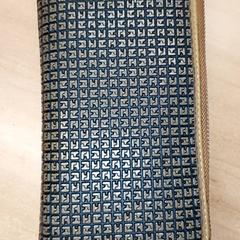 財布 - Djene がiLostで Centraal magazijn によって報告されました