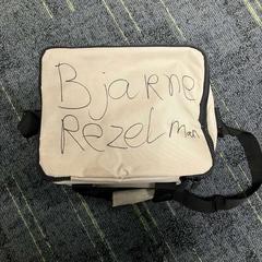 Bolsa Grote camera tas, beige, segundo informou Connexxion Noord Holland Noord Alkmaar usando iLost