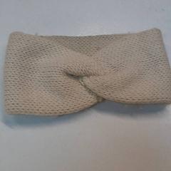 Fejpánt Offwhite, amint azt IKEA Furuset az iLost segítségével jelentette.