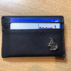 Držiteľ karty Pinas, ako bolo nahlásené Gemeente Amsterdam pomocou iLost