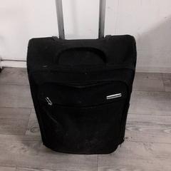 Tas がiLostで Qbuzz servicepunt  Emmen によって報告されました