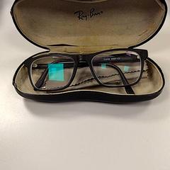 Szemüveg, amint azt Vrije Universiteit Amsterdam az iLost segítségével jelentette.