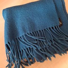 Scarf Bleu, rapporterat av IKEA Dijon med iLost