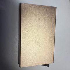 Billetera, ha sido reportado por TheaterHangaar con iLost