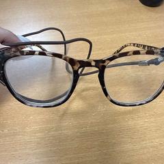 Okuliare bruin, ako bolo nahlásené VITAZ campus Sint-Niklaas pomocou iLost