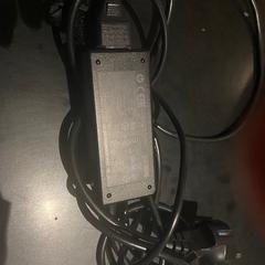Oplader laptop, as reported by Van der Valk Hotel Veenendaal using iLost