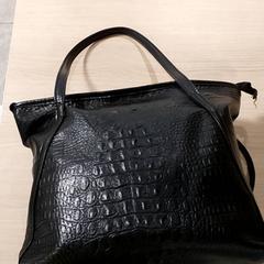 Håndveske, som rapportert av Regio Antwerpen - Brussel ved bruk av iLost