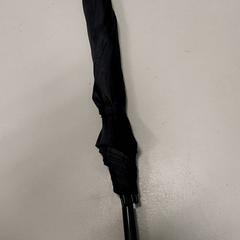 Deštník Zwart, jak nahlášeno Regio West-Vlaanderen pomocí iLost