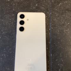 Samsung telefonok, amint azt Stadsgebied Weesp az iLost segítségével jelentette.