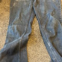 Hosen Blue, gemeldet von MEININGER Hotel Amsterdam City West über iLost