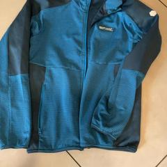 Jaqueta, segons ha informat MEININGER Hotel Marseille Centre la Joliette mitjançant iLost