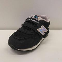 Zapatos, ha sido reportado por IKEA Tokyo-Bay con iLost