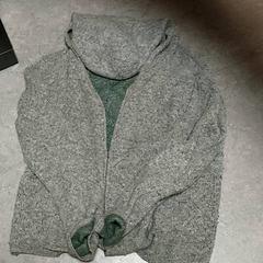 İLost kullanarak Centraal magazijn tarafından bildirildiği gibi Giyim - Wollen hoody met rits