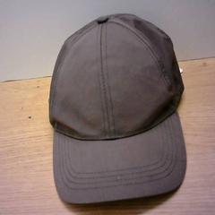 Casquette blauw, as reported by Bobbejaanland using iLost