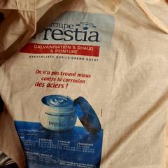 Taška, ako bolo nahlásené IKEA Caen Fleury-sur-Orne pomocou iLost