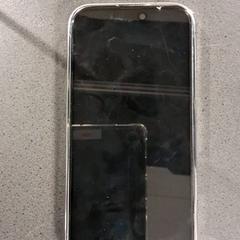 İLost kullanarak Breng Nijmegen tarafından bildirildiği gibi Akıllı telefon Zilverkleurig iPhone