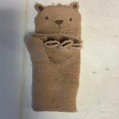 Rukavice, ako bolo nahlásené Artis pomocou iLost