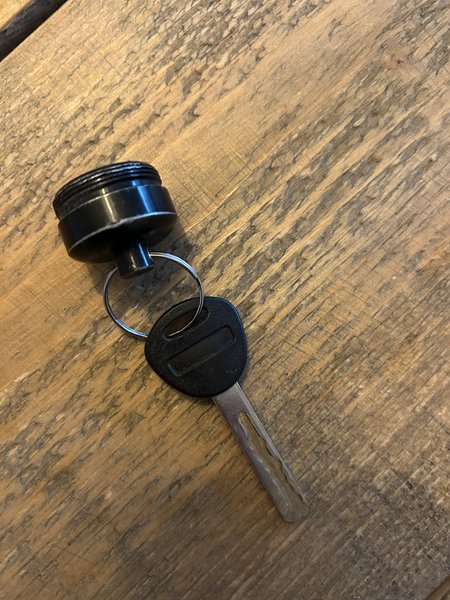 Bicycle key Zwart dopje