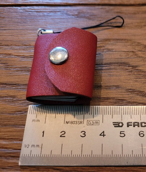 Fotoboek donkerrood, klein 3 cm x 3,5 cm