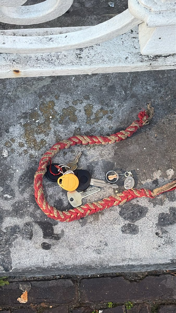 Keychain Zwart geel zilver