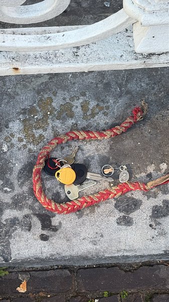 Keychain Zwart geel zilver
