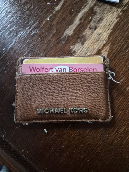 Wallet Dokuka